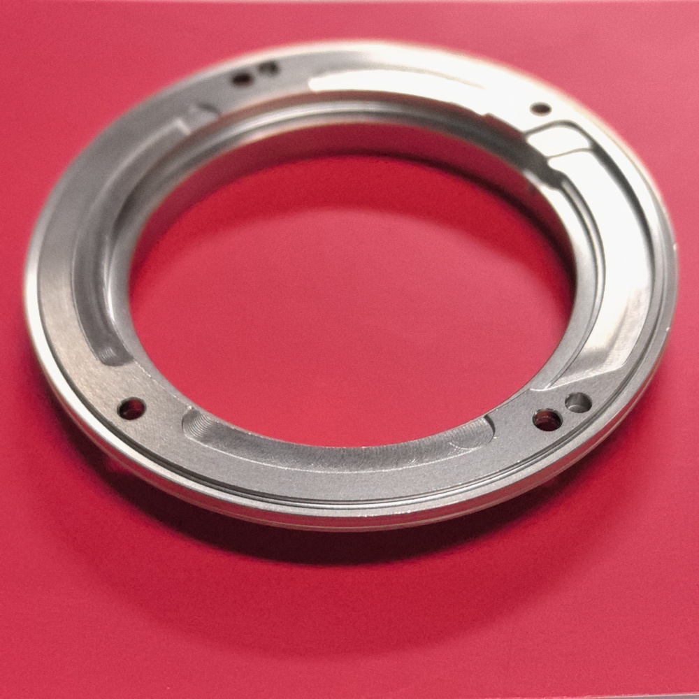 Oryginalny pierścień bagnetowy – Wine Xd recenzja i cena